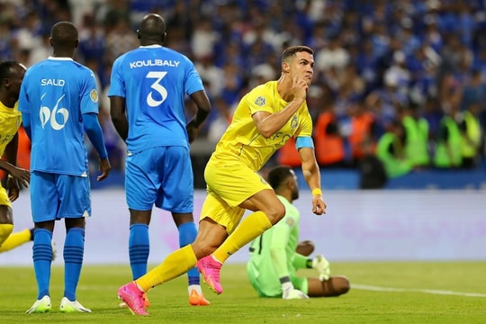 Ronaldo tỏa sáng giúp Al Nassr vô địch Arab Champions Cup