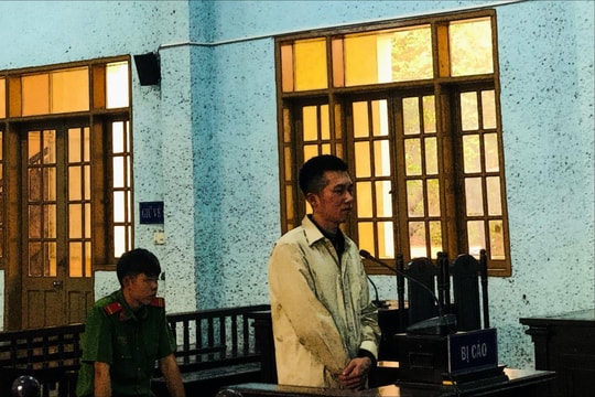 Dùng dao đâm người trọng thương vì bênh anh trai