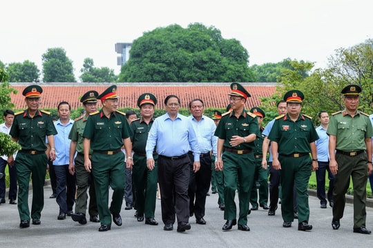 Thủ tướng Phạm Minh Chính kiểm tra công tác tu bổ định kỳ Lăng Chủ tịch Hồ Chí Minh