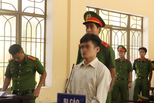Lĩnh án tù vì chém người nhập viện