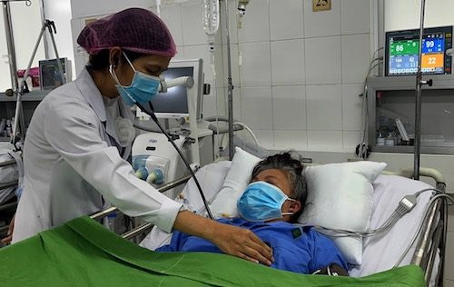Cứu sống bệnh nhân ngưng tuần hoàn hô hấp