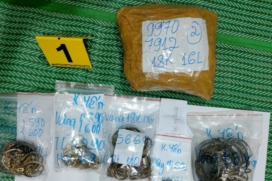 Vận chuyển trái phép vàng qua biên giới