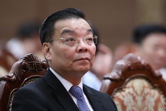 Dọn phòng chuyển chức, ông Chu Ngọc Anh mới biết túi quà cảm ơn có 200.000 USD