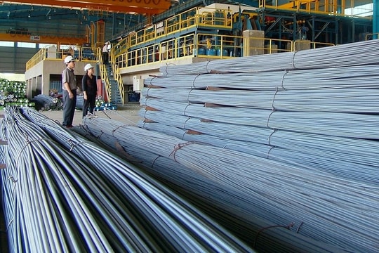 Nhiều khó khăn "bủa vây" ngành thép trong quý III