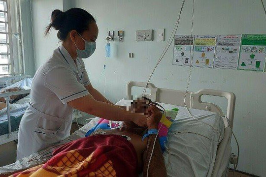 Ăn cá nóc, một ngư dân tử vong, hai người nhập viện