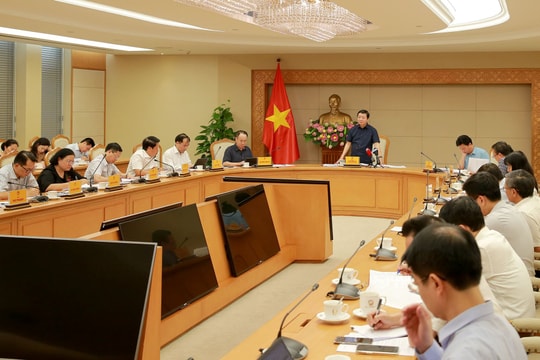 Sớm hình thành sàn giao dịch việc làm, bất động sản quốc gia