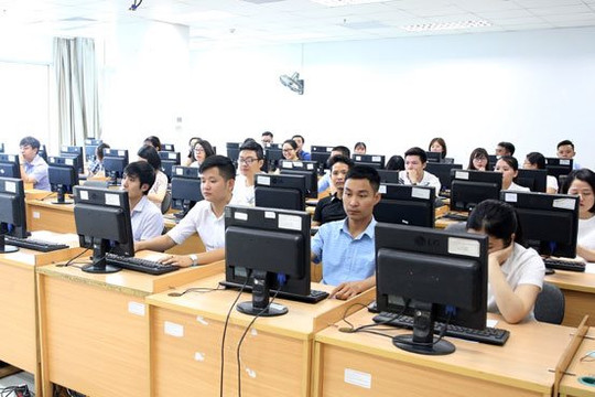 Giảm “gánh nặng thi cử” với viên chức