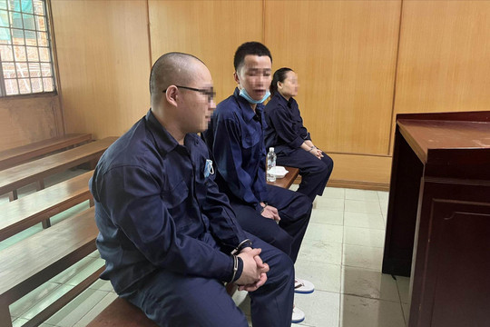 Dụ dỗ đưa người sang Campuchia làm “việc nhẹ, lương cao”