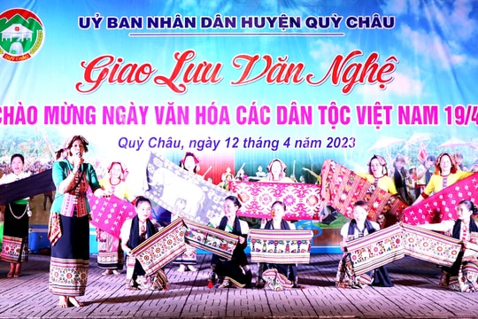 Người lưu giữ và truyền lửa tiếp nối mạch nguồn văn hóa dân tộc