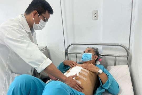 Phẫu thuật cắt gan thành công cho bệnh nhân mắc ung thư gan và suy tim nặng