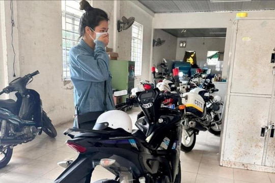 Đông Hà: Tạm giữ phương tiện của “nữ quái” bốc đầu xe máy
