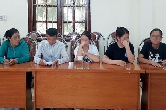 Xử phạt nhóm 'Tự lực Bông hồng đen' tự ý lấy máu của học sinh