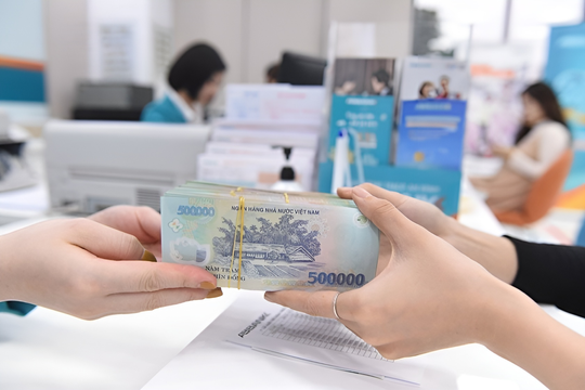 Thủ tướng: Yêu cầu Ngân hàng Nhà nước khẩn trương sửa Thông tư 06