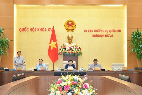 Bế mạc Phiên họp thứ 25 của Ủy ban Thường vụ Quốc hội