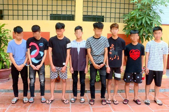 Bắc Ninh: Khởi tố 8 đối tượng mang theo hung khí, gây rối trật tự công cộng