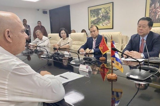 Những đóng góp của Bác Hồ và lãnh tụ Fidel trong quan hệ Việt Nam-Cuba
