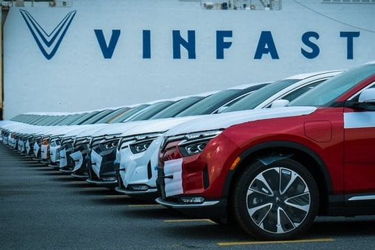 Cổ phiếu VinFast vọt lên gần gấp đôi mức giá chào sàn, vốn hóa đạt gần 160 tỷ USD