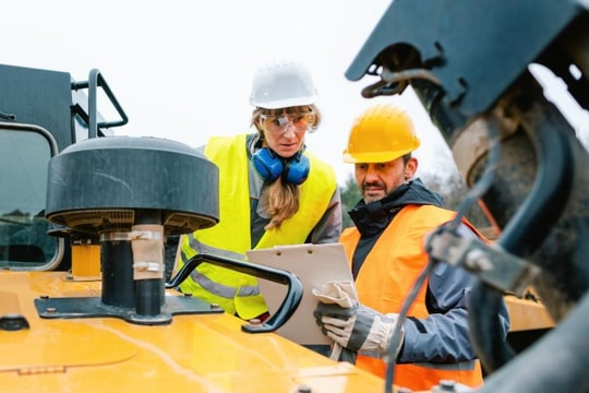 Đơn giản thủ tục cấp giấy phép lao động cho người nước ngoài làm việc tại Việt Nam