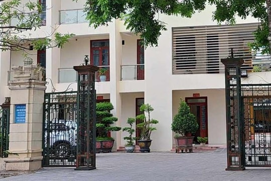Phó giám đốc Sở Văn hóa Thái Bình đánh bạc