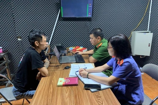 Trộm cắp tài sản trên xe ô tô khách