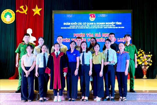 “Phiên tòa giả định” tuyên truyền pháp luật về phòng, chống ma túy trong học đường