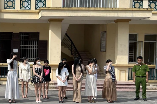 Phát hiện hơn 20 đối tượng “phê” ma túy trong nhà nghỉ