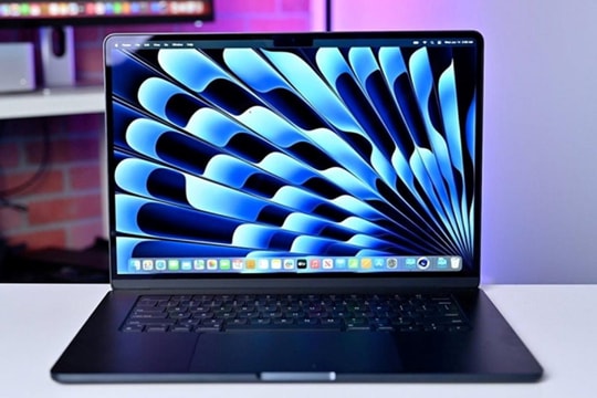 Apple phát triển MacBook giá rẻ cho thị trường giáo dục