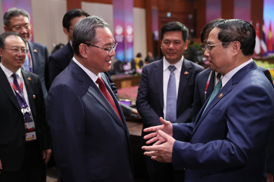 Việt Nam-Trung Quốc nhất trí tăng cường tiếp xúc thường xuyên giữa lãnh đạo cấp cao