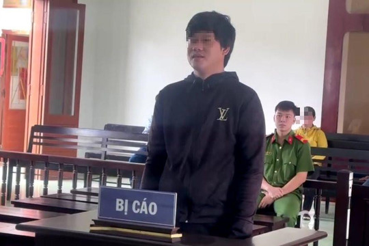 Đâm trọng thương bạn nhậu do bạn gái bị chọc ghẹo