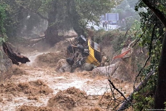 Mưa lớn khiến nhiều người thiệt mạng ở Hy Lạp, Thổ Nhĩ Kỳ