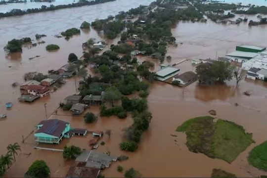 Bão nhiệt đới khiến 22 người tử vong, 2000 người mất nhà cửa ở Brazil