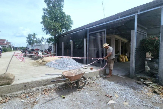 Người dân xã Tịnh Bình bức xúc vì tuyến đường DH.13B thi công… nửa vời