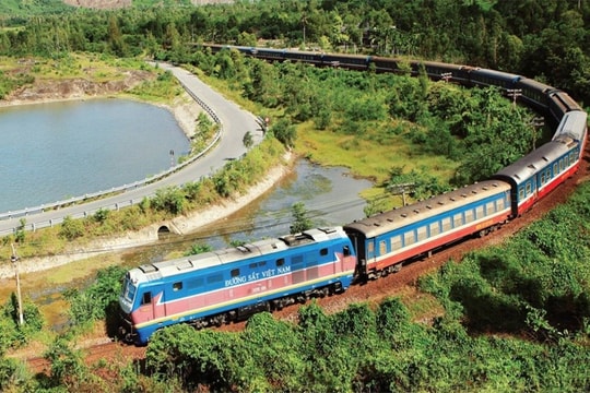 Nghiên cứu xây mới tuyến đường sắt Lào Cai - Hà Nội - Hải Phòng - Quảng Ninh