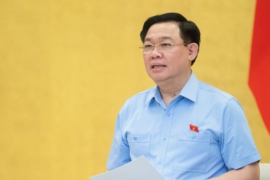 Chủ tịch Quốc hội Vương Đình Huệ chủ trì phiên họp của Đảng đoàn Quốc hội