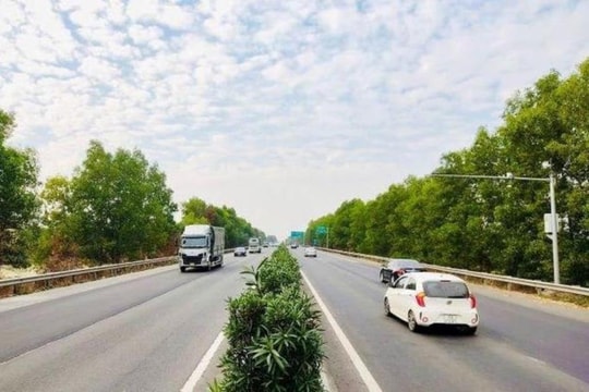 Phân luồng giao thông cao tốc Nội Bài - Lào Cai để sửa chữa từ 10/9