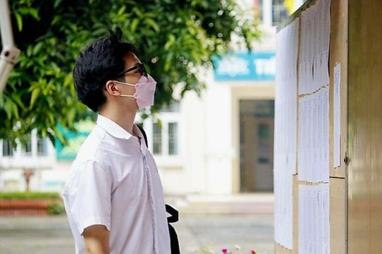 Hạn cuối xác nhận nhập học theo hình thức trực tuyến năm 2023