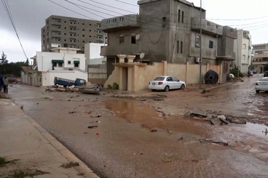 Bão làm vỡ đập ở Libya: 2.000 người có thể thiệt mạng