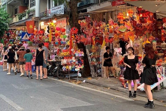 Hà Nội: Cấm nhiều tuyến đường tại quận Hoàn Kiếm để phục vụ Lễ hội Trung thu