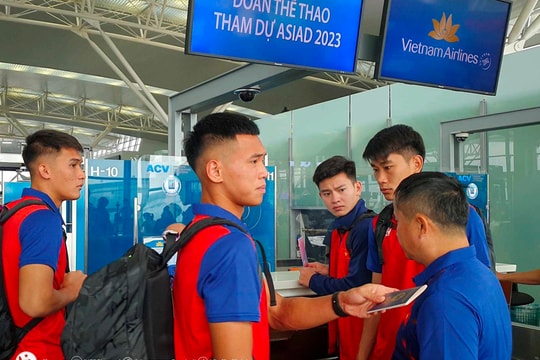 Tuyển Olympic Việt Nam có mặt tại Hàng Châu, Trung Quốc dự Asiad 19