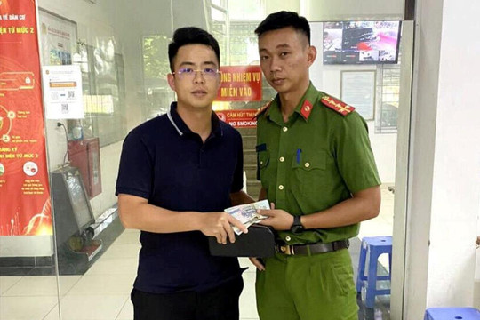 Trả lại cho người dân hơn 40 triệu đồng bị đánh rơi