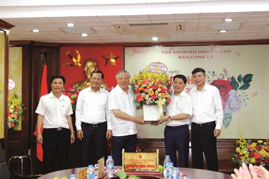 Báo Công lý - người bạn đồng hành, hỗ trợ các Tòa án hoạt động hiệu quả