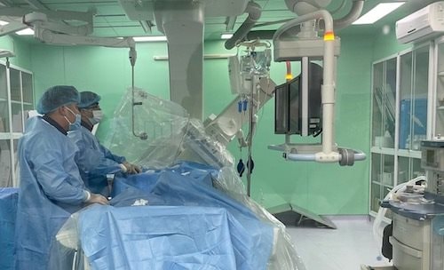 Cứu sống bệnh nhân bị vết thương thấu ngực sốc mất máu nguy kịch