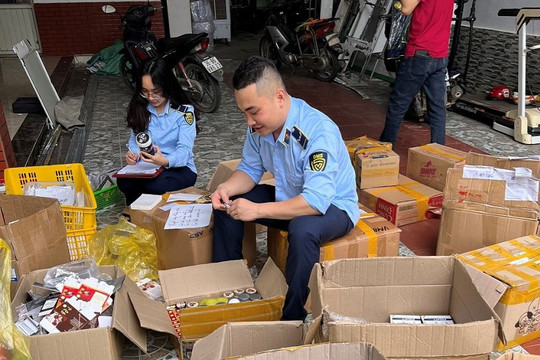 Tạm giữ lô thực phẩm chức năng chưa chứng minh được nguồn gốc