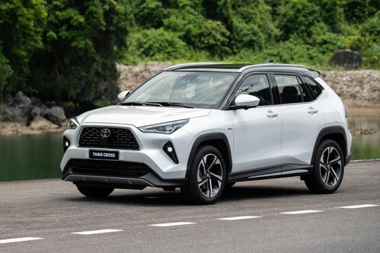 Toyota Yaris Cross ra mắt, giá từ 730 triệu đồng