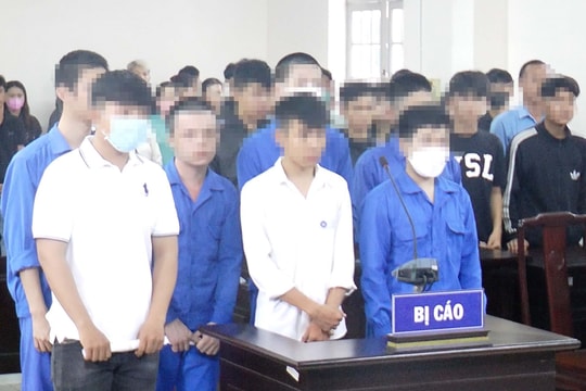 Phạm tội ‘Giết người’, bị cáo chưa thành niên bị đề nghị phạt 12 năm tù
