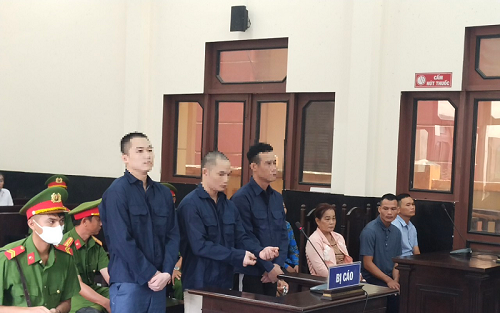 Nhóm thanh niên uống rượu rồi đánh chết người