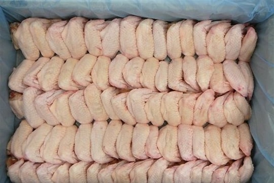 Phát hiện hơn 1,2 tấn cánh gà không rõ nguồn gốc