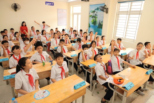 Nhiều địa phương miễn, giảm học phí năm học 2023 - 2024
