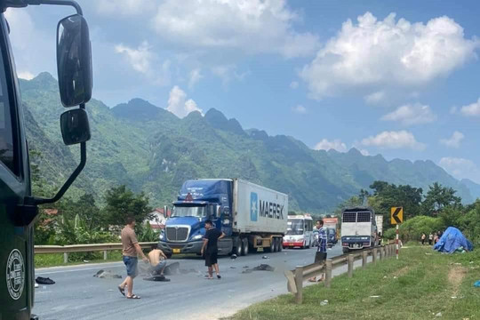 Tai nạn thương tâm trên Ql 1A khiến một người tử vong tại chỗ