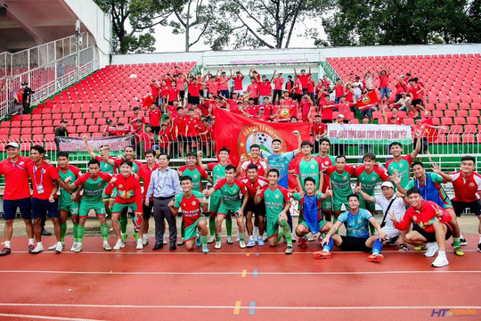 Bình Phước kêu gọi xã hội hóa đội bóng đá